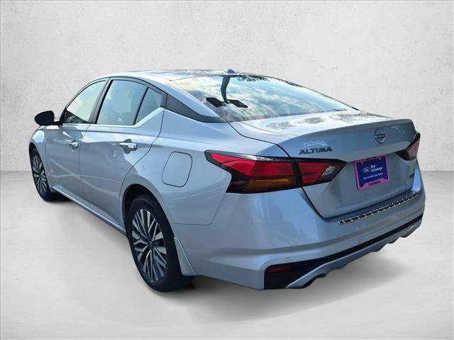 Used 2023 Nissan Altima 2.5 SV w/ SV Premium Package AWD/4WD image 7