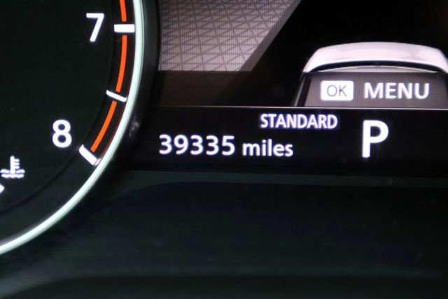 Used 2022 Nissan Rogue SV image 33