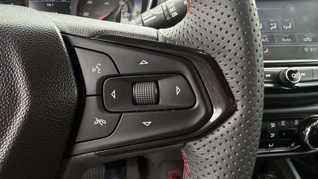 Used 2023 Chevrolet TrailBlazer RS w/ Convenience Package AWD/4WD image 13