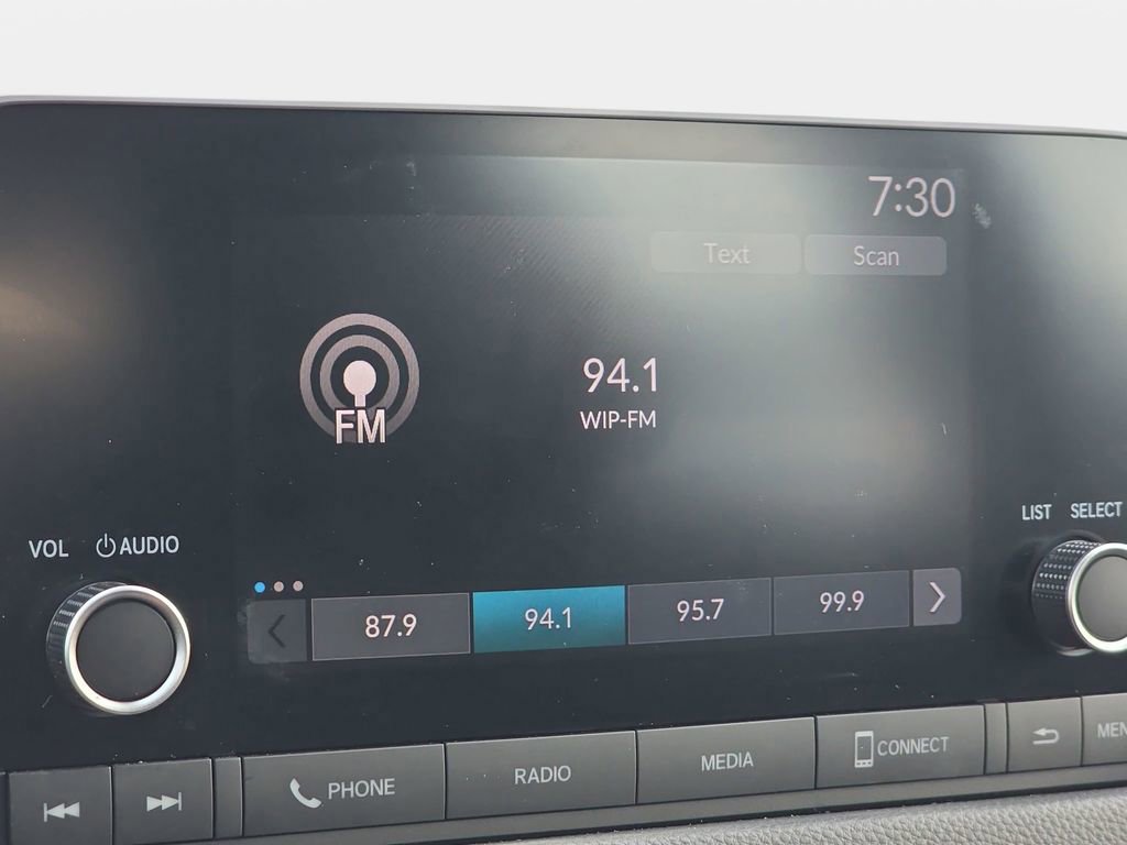 Used 2023 Honda Civic EX-L image 19