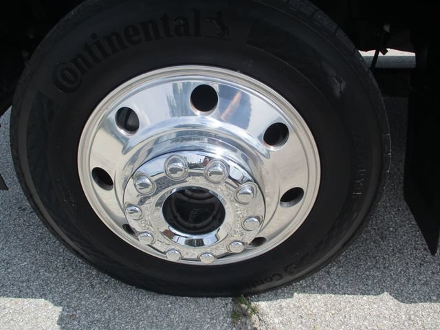 Certified 2024 Ford F450 Platinum w/ FX4 Off-Road Package AWD/4WD image 22