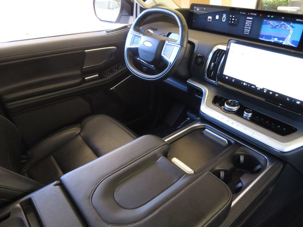 Certified 2025 Ford Expedition Max Platinum AWD/4WD image 19