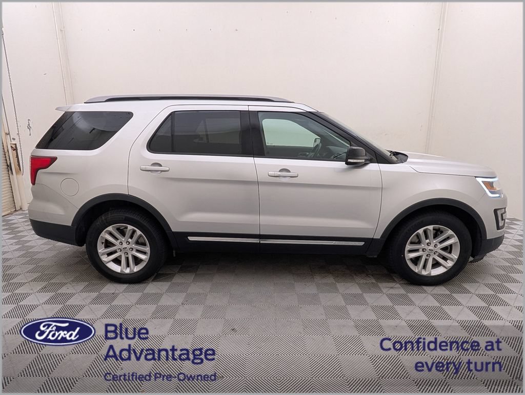 Certified 2017 Ford Explorer XLT w/ Equipment Group 202A FWD video 2