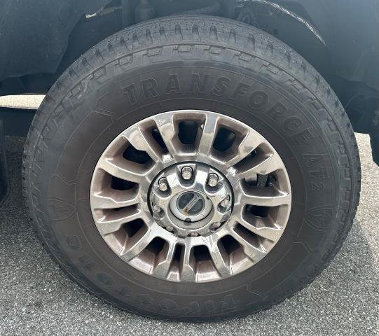 Certified 2022 Ford F350 Lariat w/ Lariat Ultimate Package AWD/4WD image 7