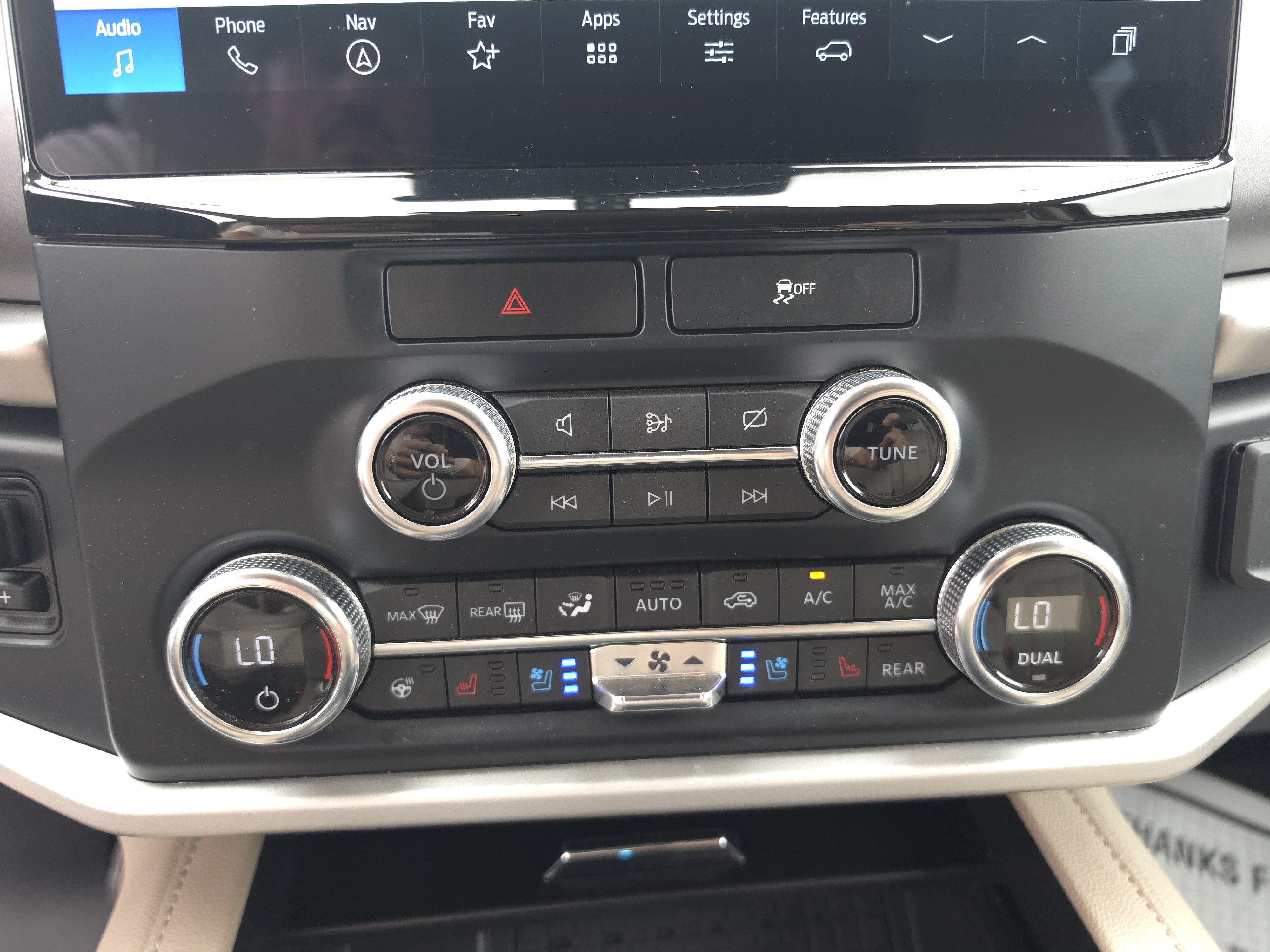 Certified 2022 Ford Expedition XLT RWD image 23