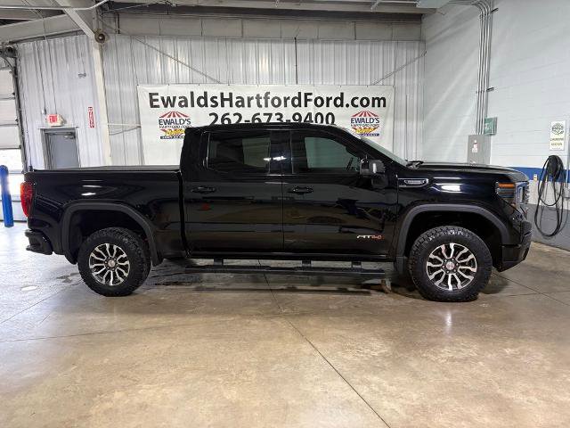 Used 2022 GMC Sierra 1500 AT4 AWD/4WD image 9