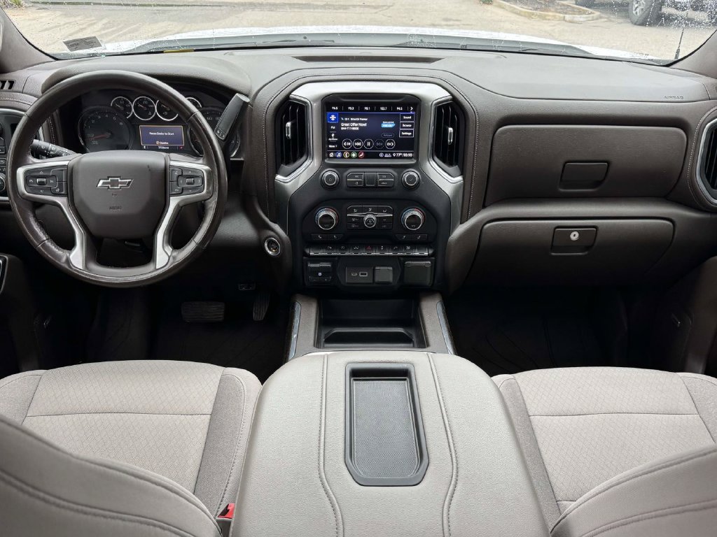 Used 2020 Chevrolet Silverado 1500 RST w/ Texas Edition AWD/4WD image 2