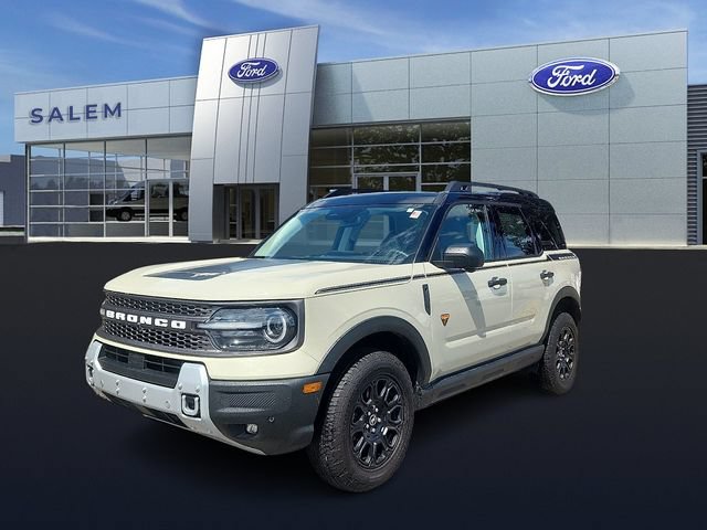 Certified 2025 Ford Bronco Sport Badlands w/ Badlands Tech Package AWD/4WD image 6