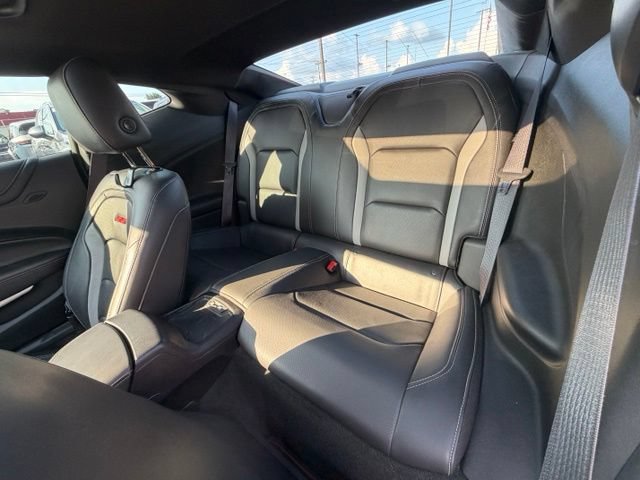 Used 2017 Chevrolet Camaro SS RWD image 16
