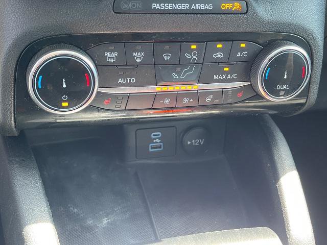 Certified 2022 Ford Escape SEL w/ SEL Stealth AWD Package image 14