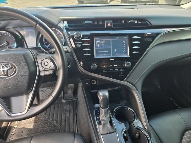 Used 2020 Toyota Camry SE w/ Convenience Package FWD image 17