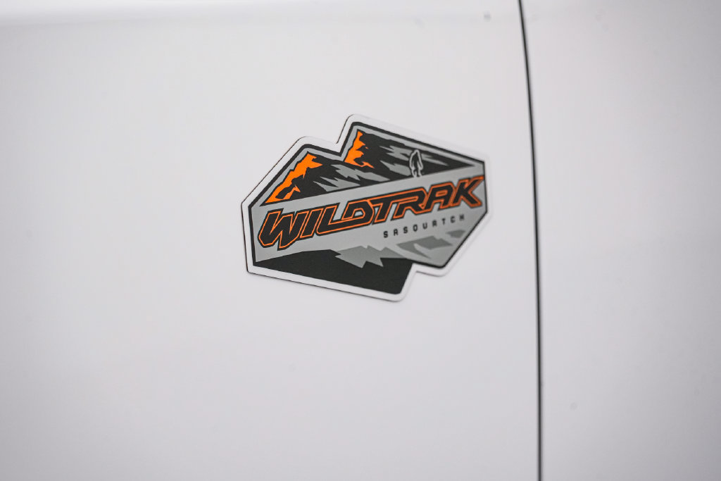Certified 2024 Ford Bronco Wildtrak AWD/4WD image 12