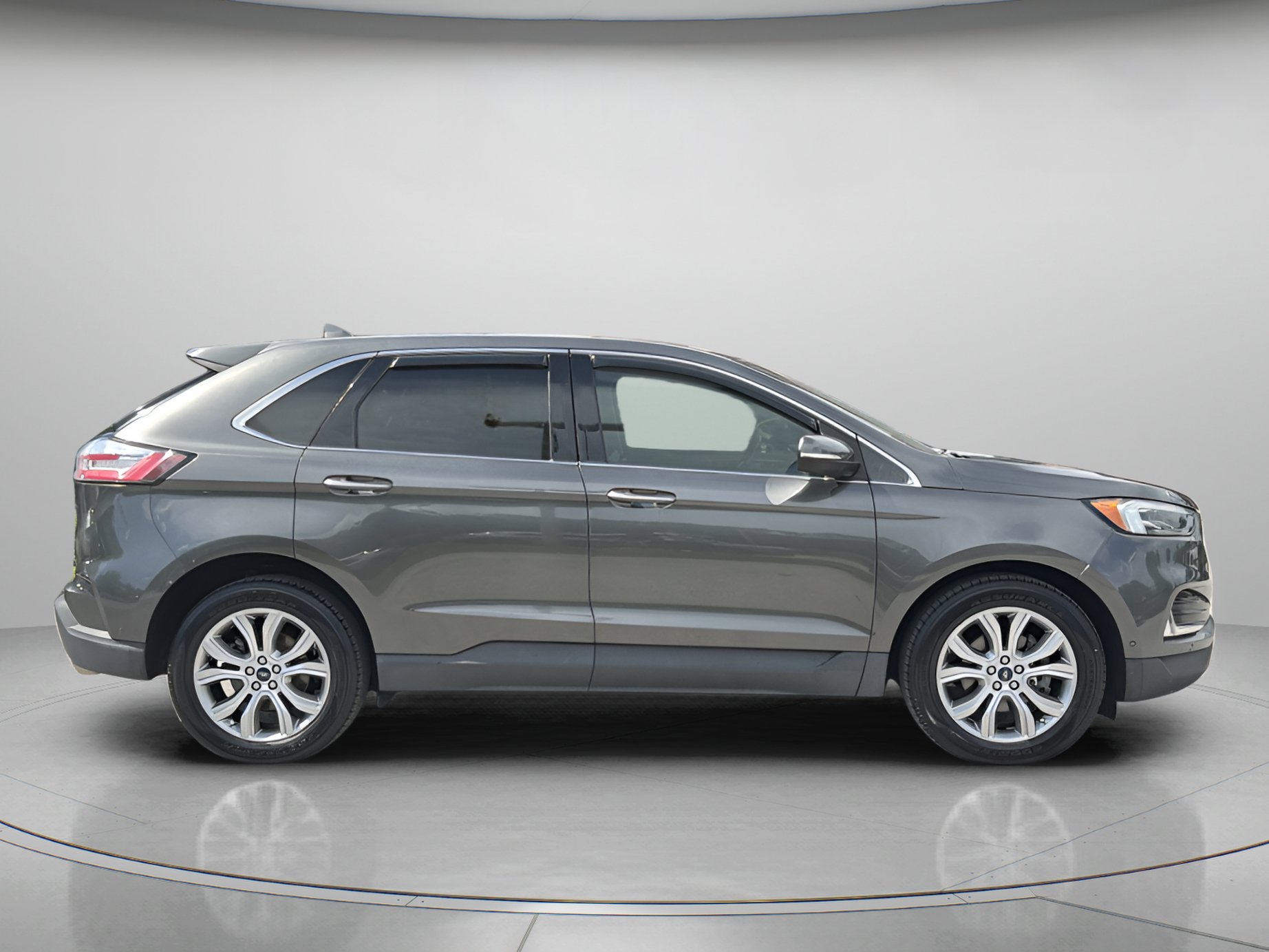 Certified 2019 Ford Edge Titanium w/ Equipment Group 301A FWD image 39