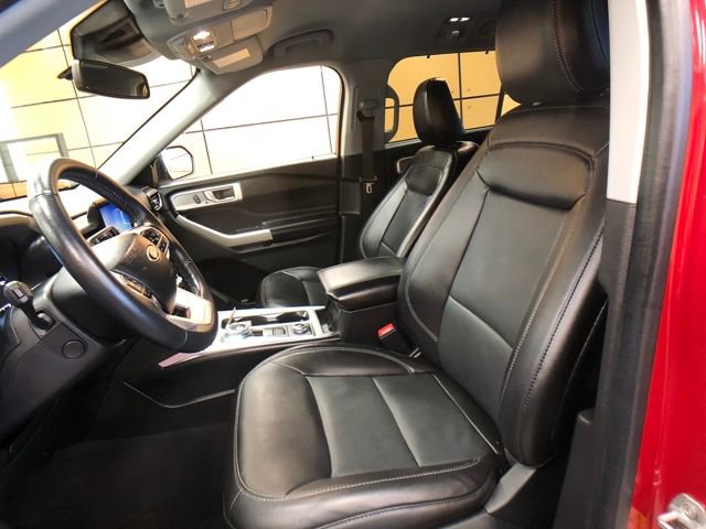 Certified 2022 Ford Explorer Limited w/ Equipment Group 301A image 10