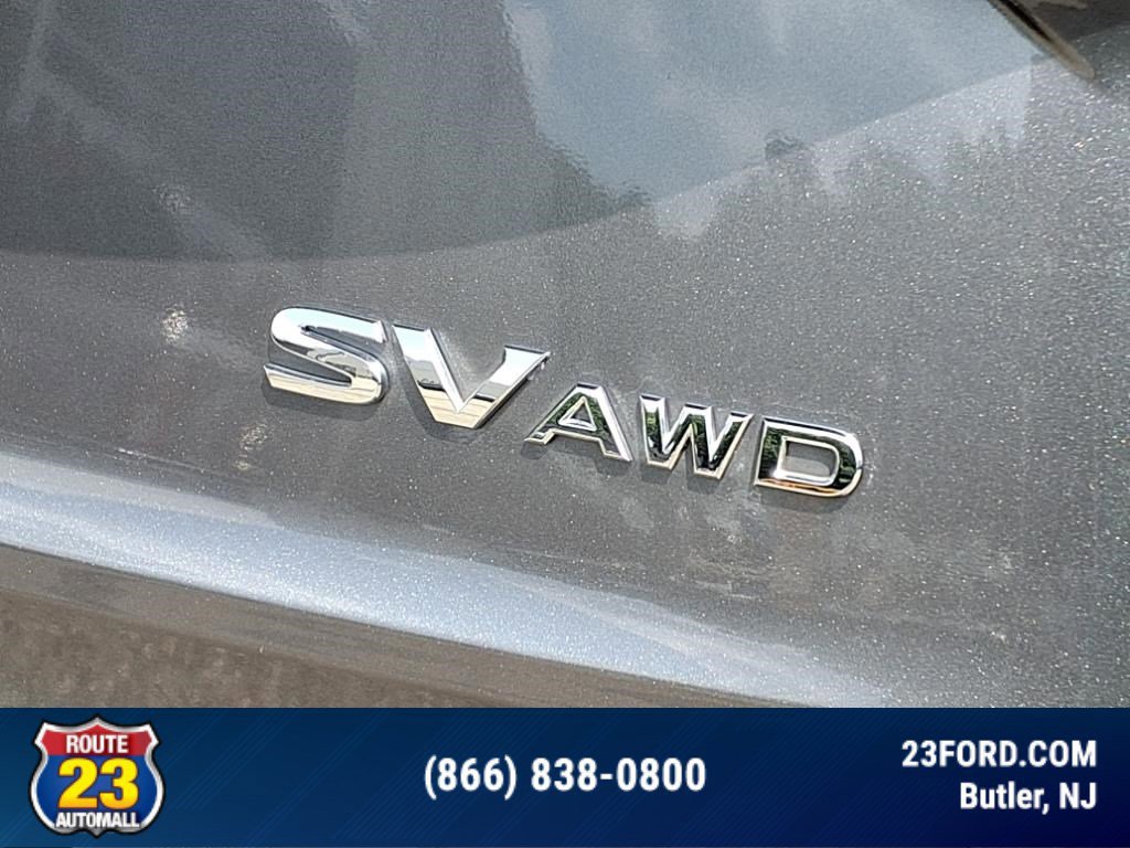 Used 2023 Nissan Rogue SV image 9