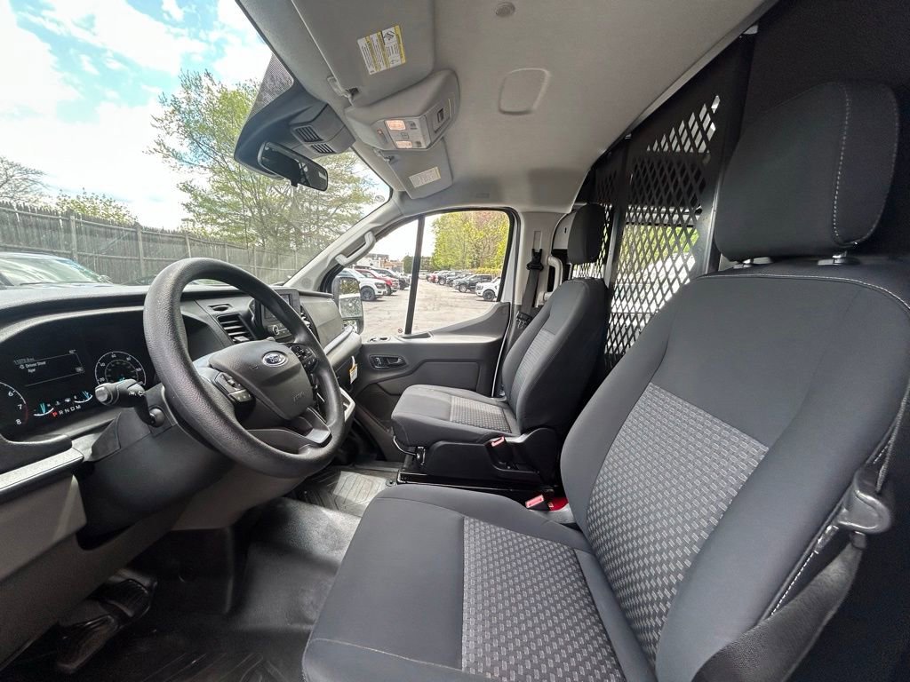 Certified 2024 Ford Transit 250 Low Roof w/ Exterior Upgrade Package RWD image 17