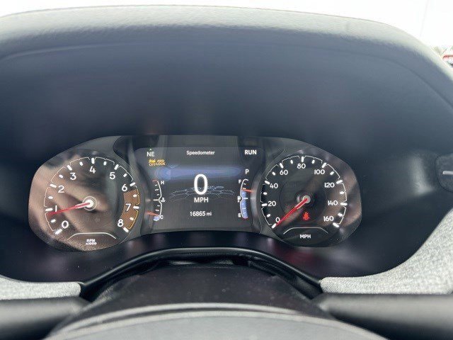 Used 2024 Jeep Compass Latitude image 13