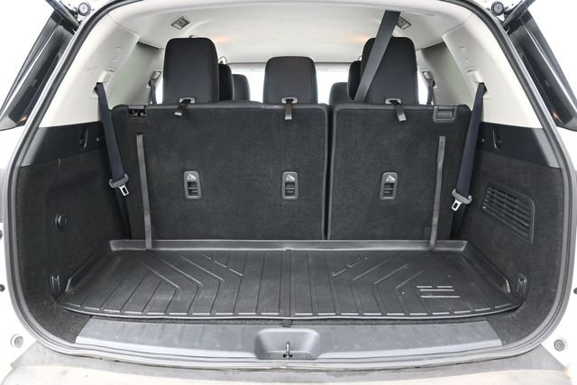 Used 2022 Nissan Pathfinder SV FWD image 28