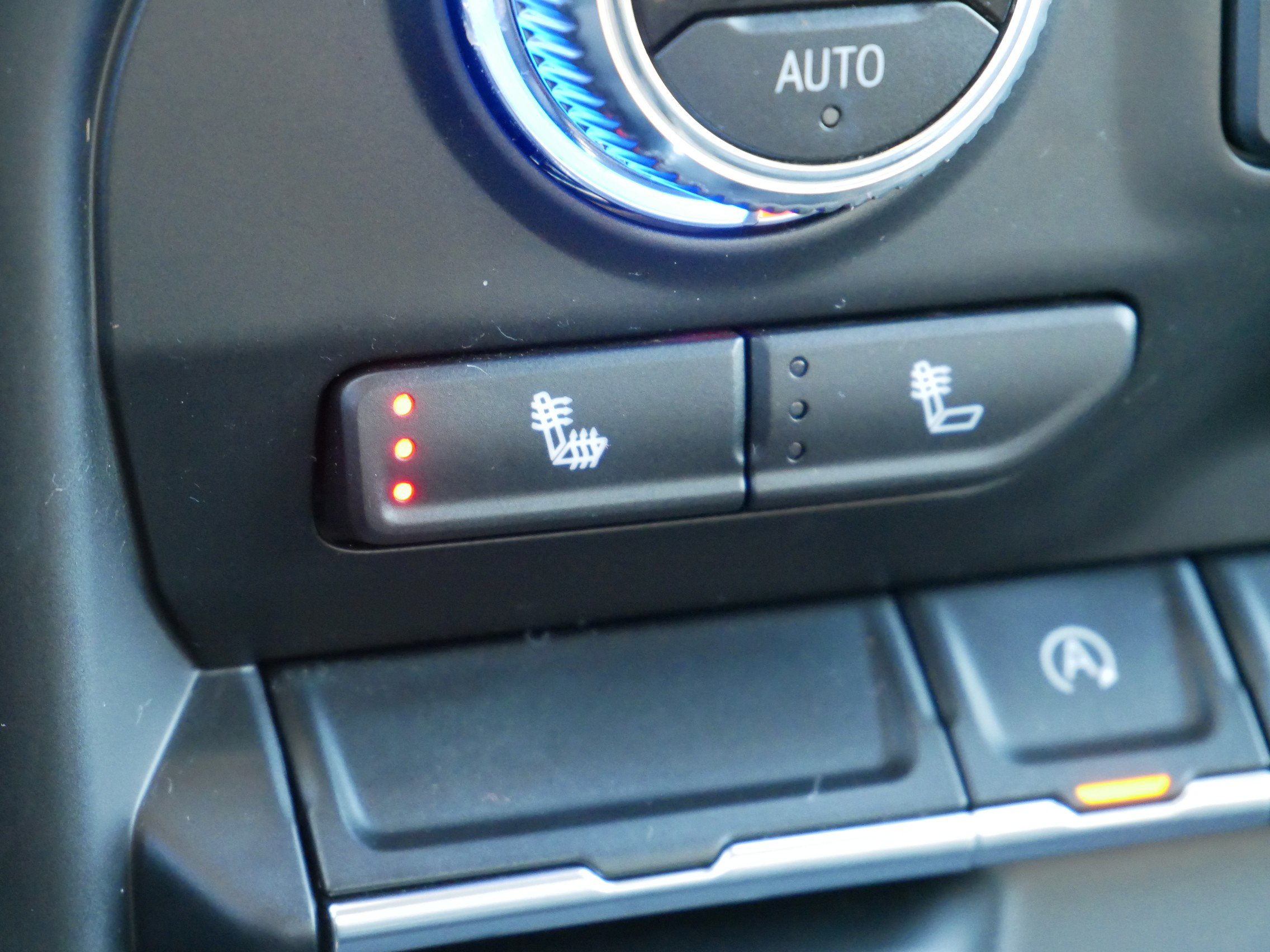 Used 2020 GMC Sierra 1500 Elevation w/ Elevation Value Package image 25