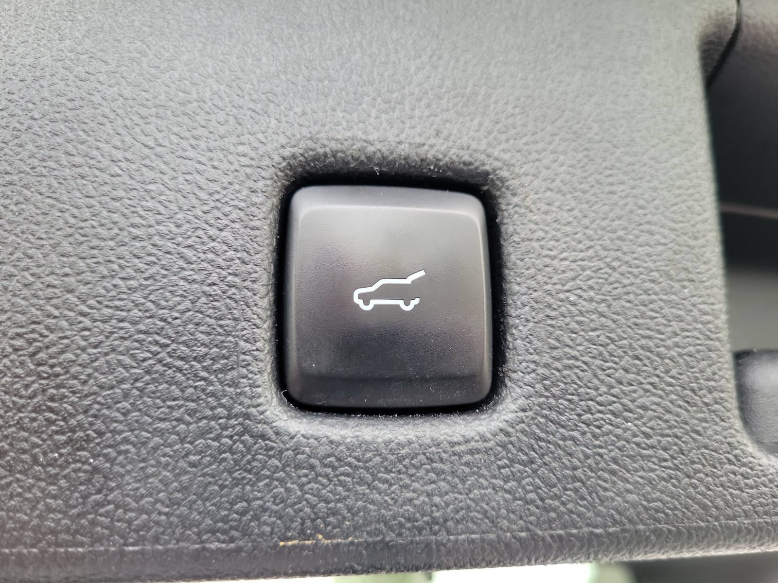 Certified 2024 Ford Escape ST-Line w/ Tech Pack #1 FWD image 7