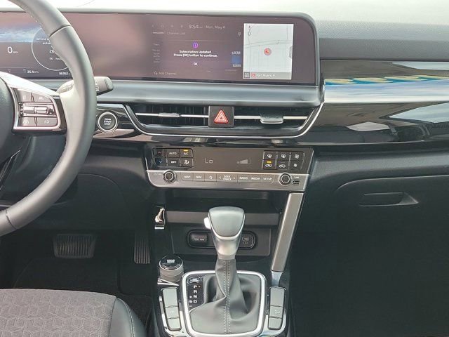 Used 2024 Kia Seltos S FWD image 19