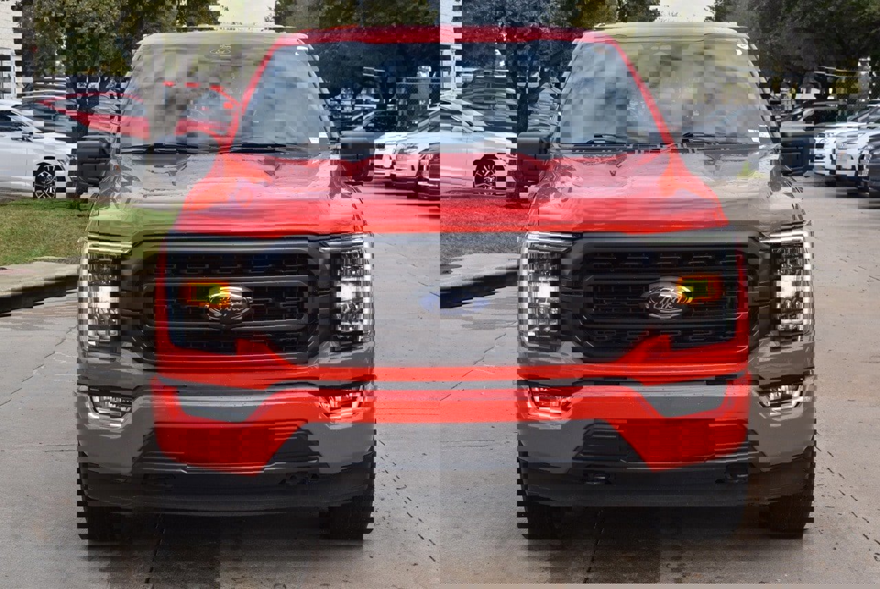 Certified 2022 Ford F150 XLT w/ Equipment Group 302A High image 14