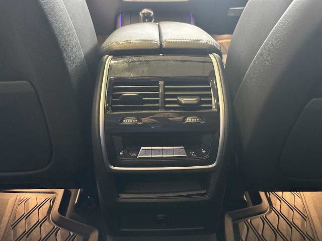Used 2023 BMW X5 xDrive40i w/ Premium Essential Package image 21