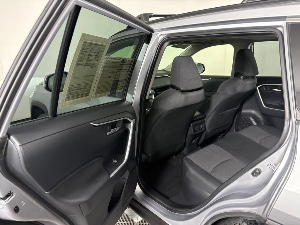 Used 2024 Toyota RAV4 XLE w/ Convenience Package AWD/4WD image 29