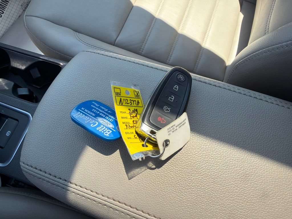 Certified 2019 Ford Escape Titanium AWD/4WD image 20