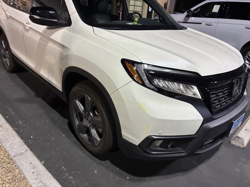 Used 2019 Honda Passport Touring image 2