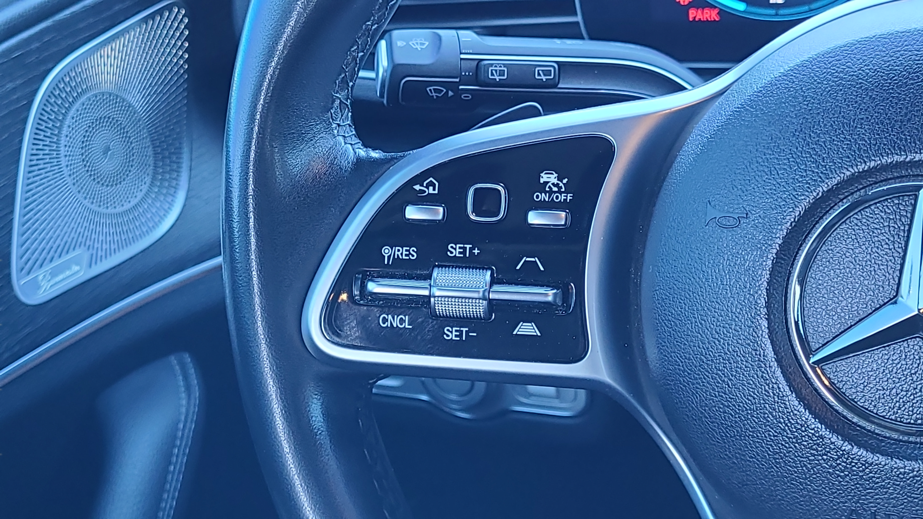 Used 2023 Mercedes-Benz GLE 350 4MATIC image 14