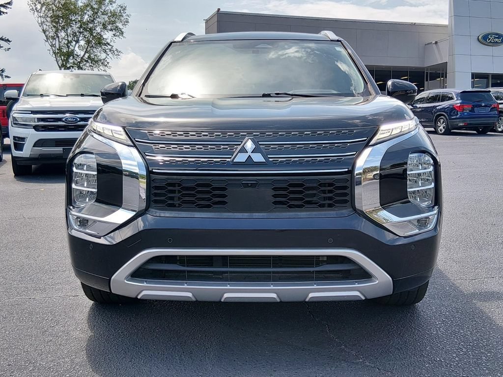 Used 2023 Mitsubishi Outlander SEL FWD image 9