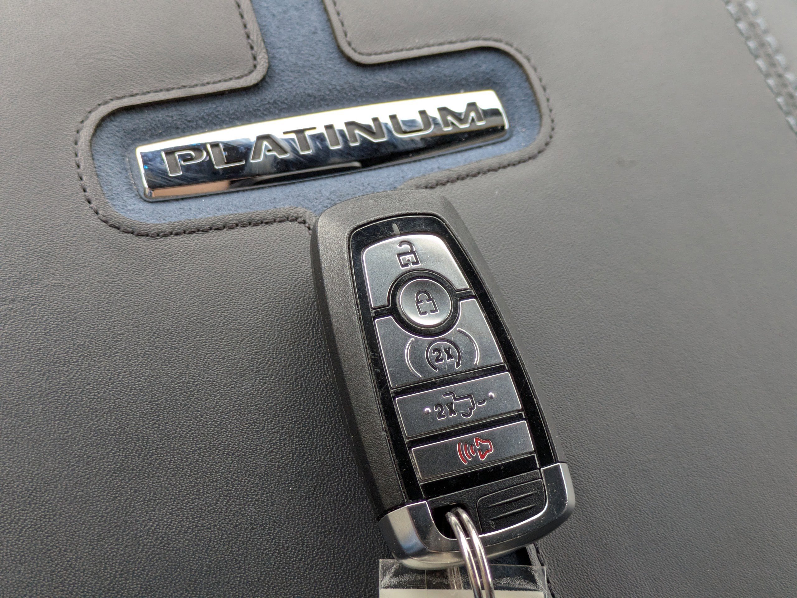 Certified 2025 Ford F250 Platinum AWD/4WD image 35