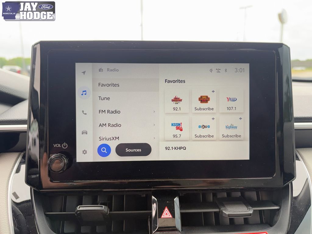 Used 2024 Toyota Corolla Cross LE FWD image 22