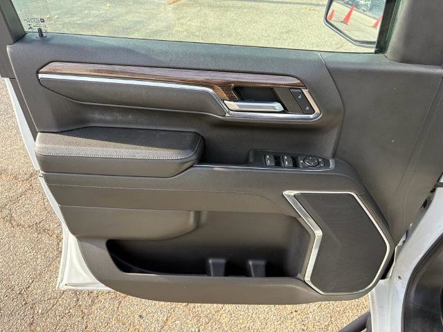 Used 2022 Chevrolet Silverado 1500 LT image 10