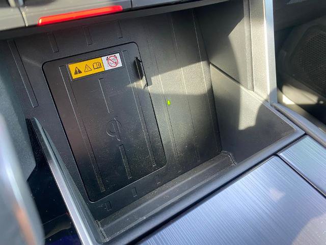 Used 2024 Toyota Tundra Platinum AWD/4WD image 23