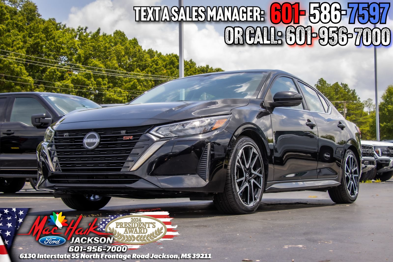 Used 2025 Nissan Sentra SR w/ SR Premium Package FWD image 3