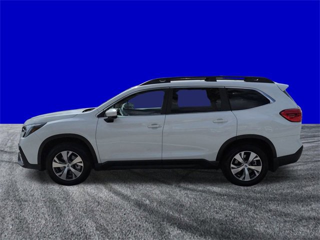 Used 2025 Subaru Ascent Premium image 2