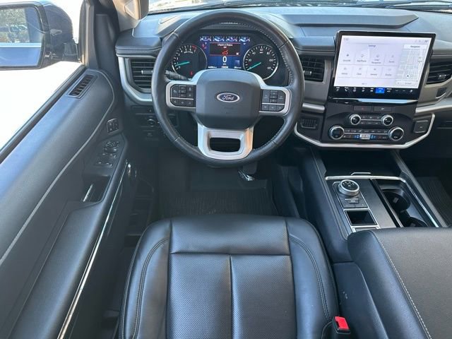 Certified 2023 Ford Expedition XLT image 10