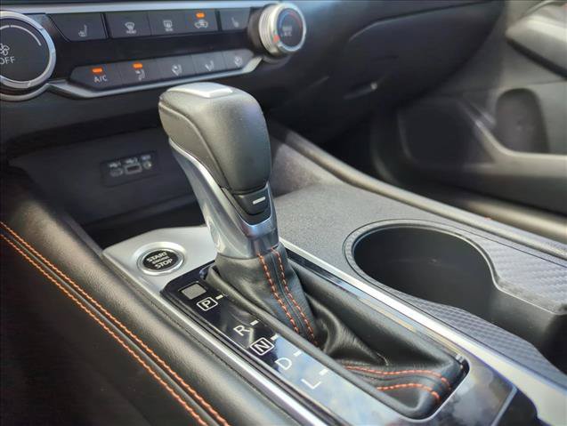Used 2022 Nissan Altima 2.5 SR w/ Midnight Edition Package FWD image 11