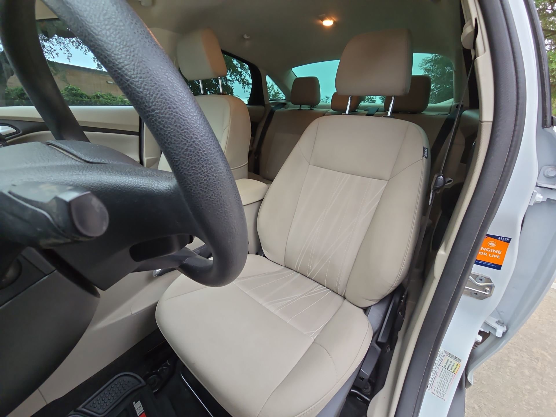 Certified 2017 Ford Focus SE FWD image 11