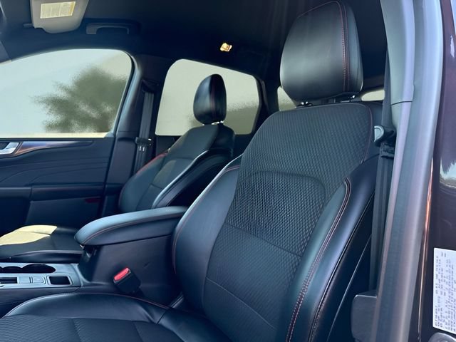Certified 2023 Ford Escape ST-Line w/ Tech Pack #1 FWD image 17