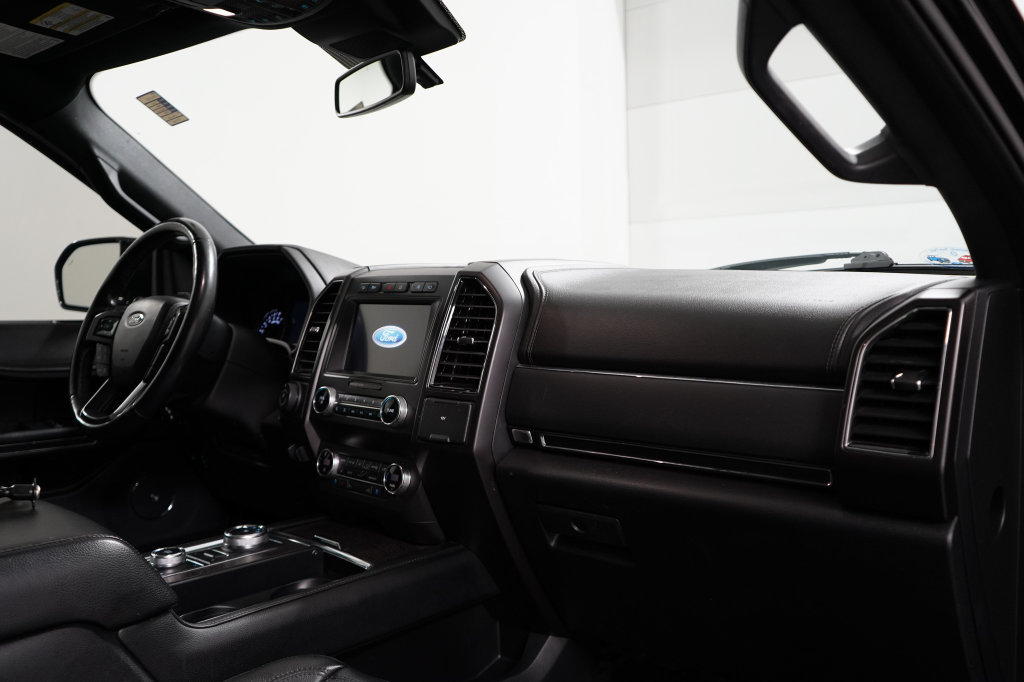 Certified 2020 Ford Expedition Limited w/ Special Edition Package AWD/4WD image 26