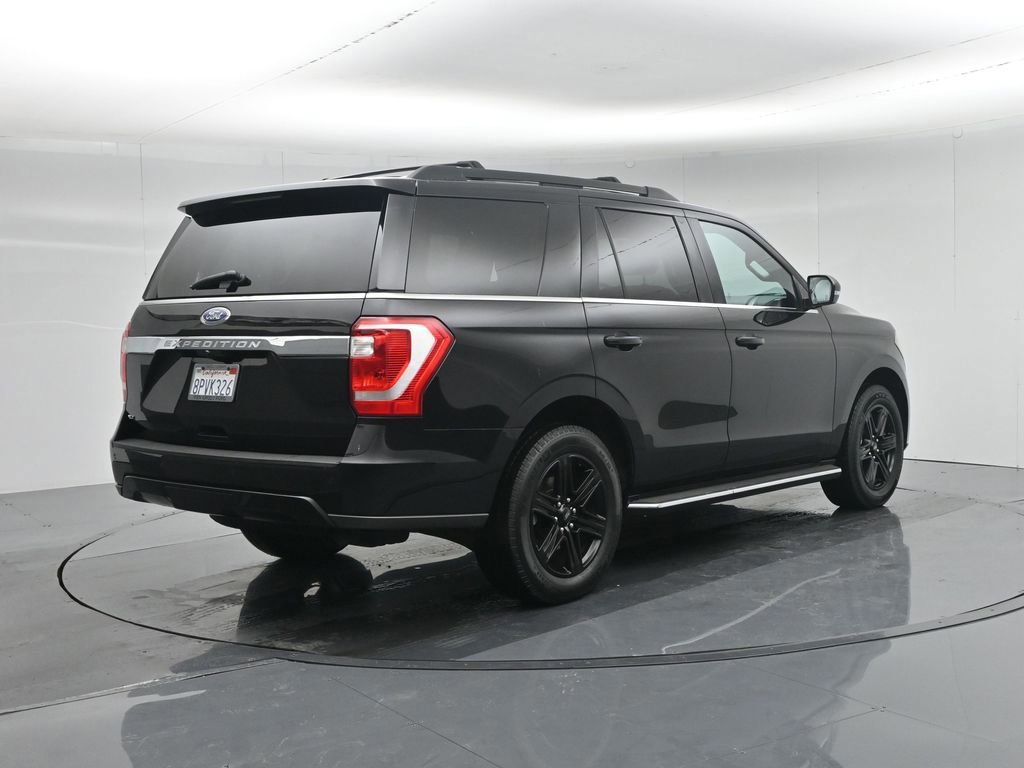 Certified 2020 Ford Expedition XLT w/ Equipment Group 202A image 6