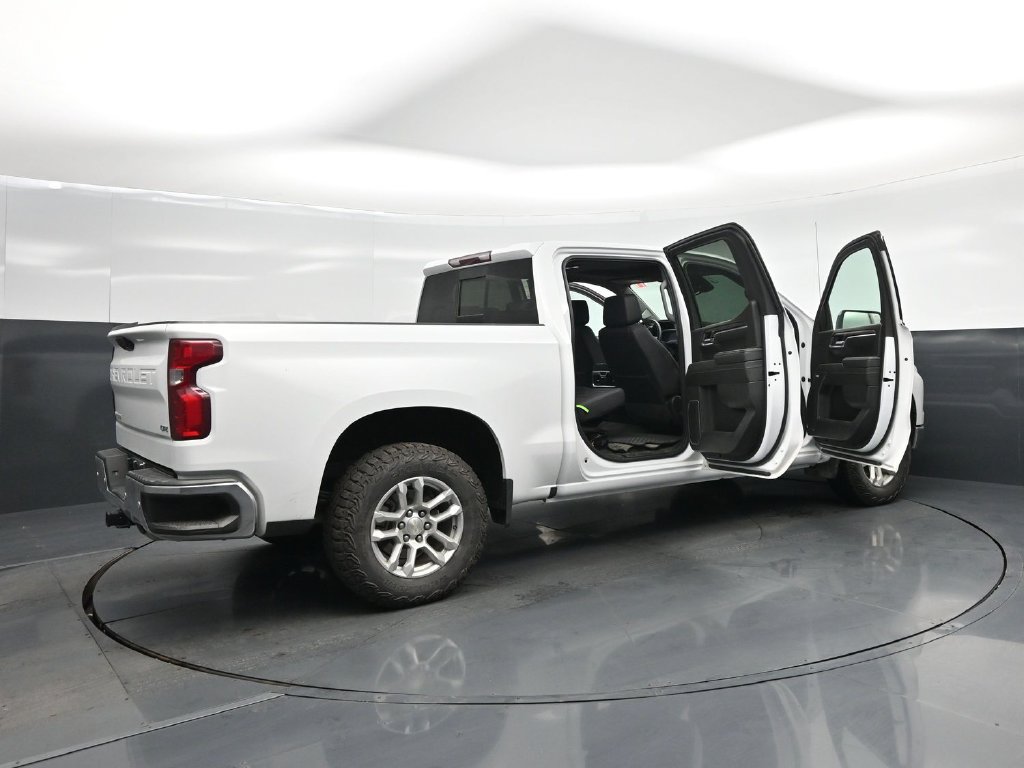 Used 2023 Chevrolet Silverado 1500 LTZ w/ LTZ Convenience Package II AWD/4WD image 5