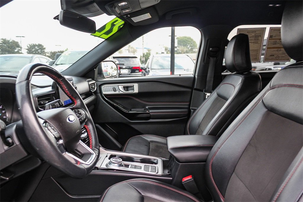 Certified 2022 Ford Explorer ST-Line w/ Class IV Trailer Tow Package image 22