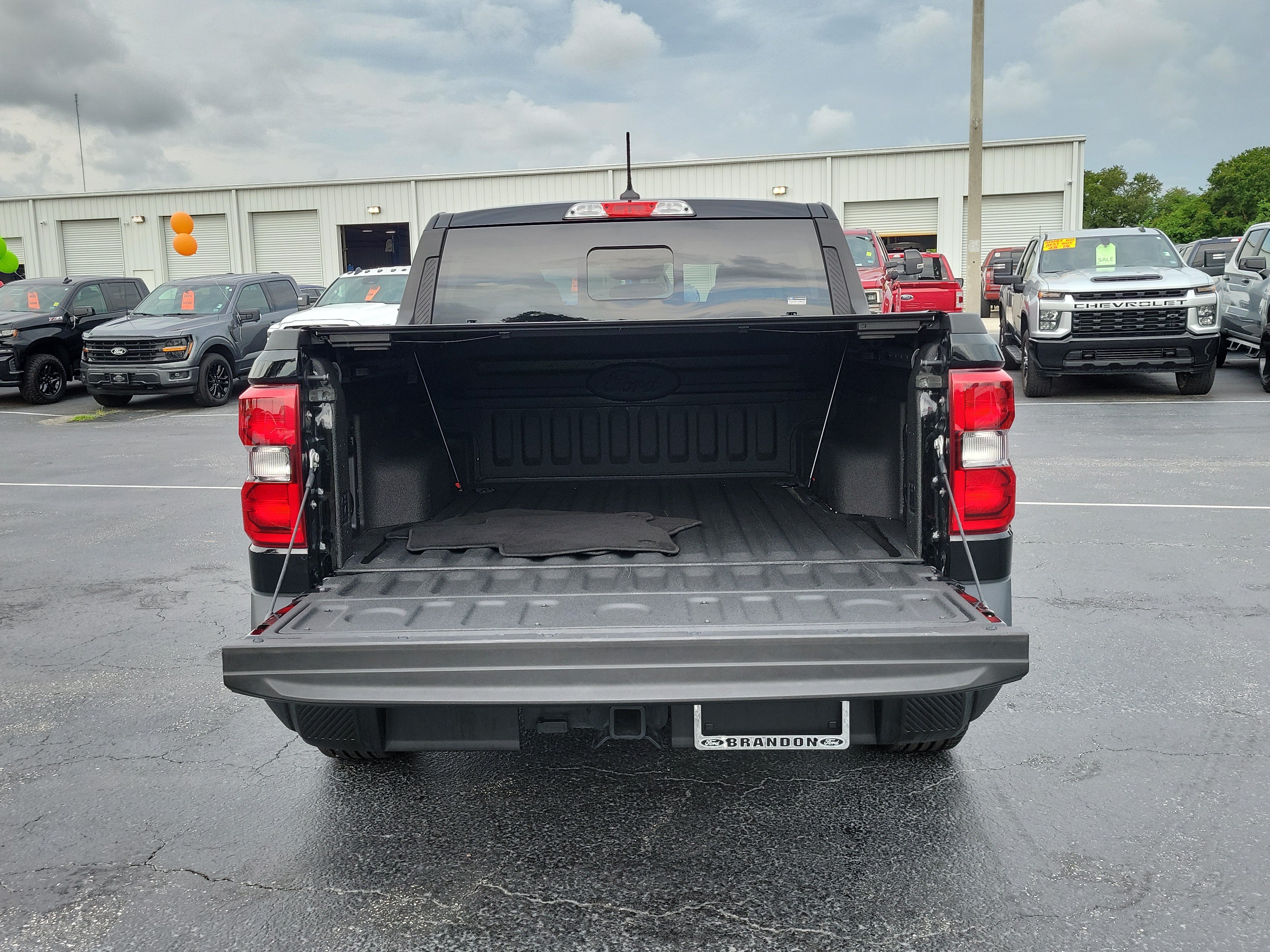 Certified 2024 Ford Maverick Lariat w/ Black Appearance Package FWD image 9