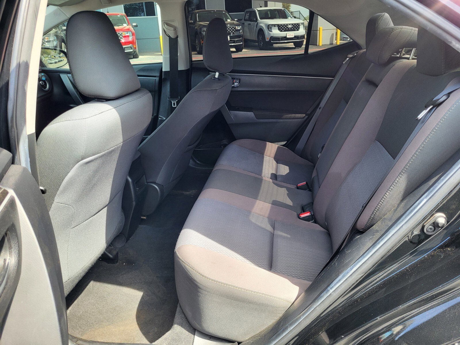 Used 2019 Toyota Corolla LE image 17