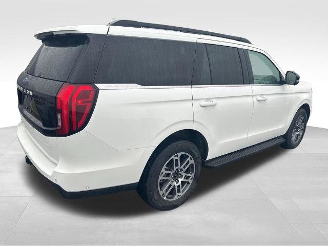 Certified 2025 Ford Expedition Active AWD/4WD image 7
