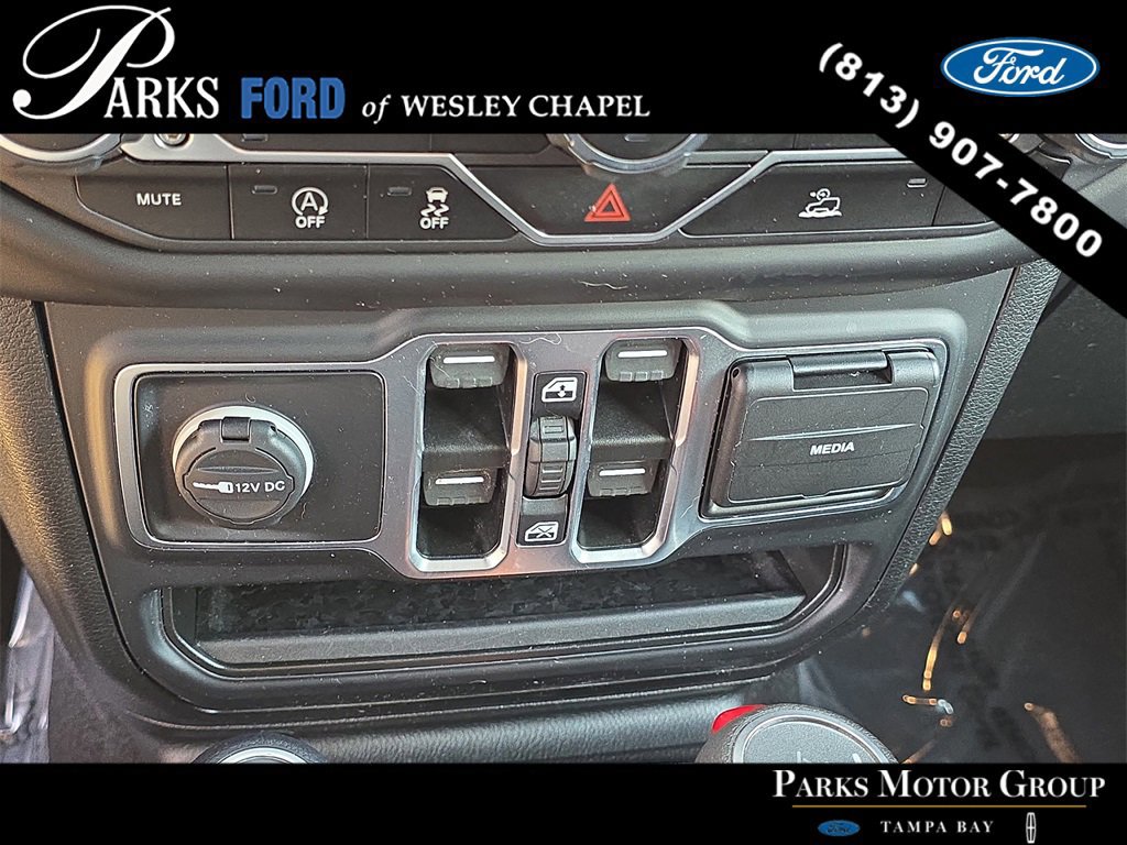 Used 2021 Jeep Wrangler Unlimited Sahara image 23